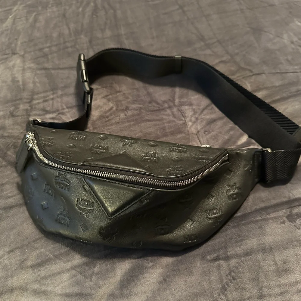 MCM Leather Embossed Belt bag - Picture 1 of 5